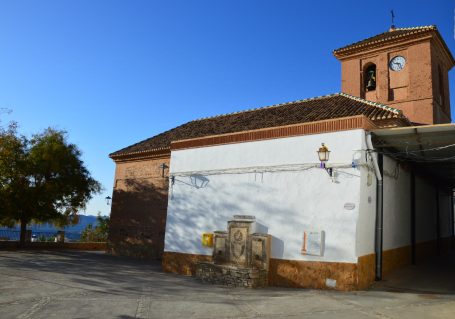 FUENTE DE LA PLAZA DE LA IGLESIA